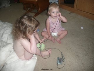 iPod girls.